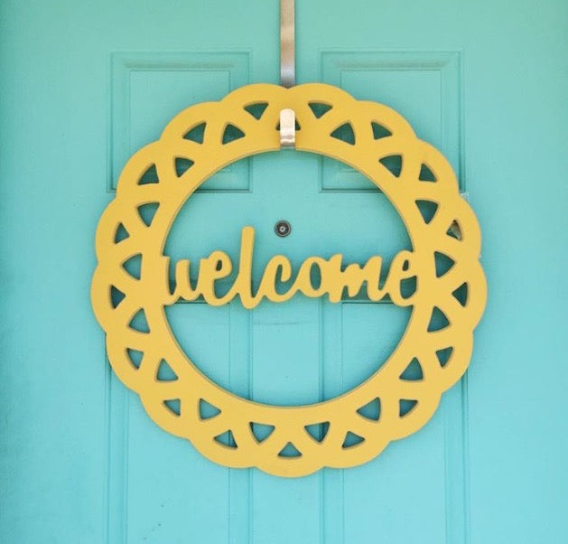 Classic 'Welcome' Circle Door Wreath Handcrafted Home Decor