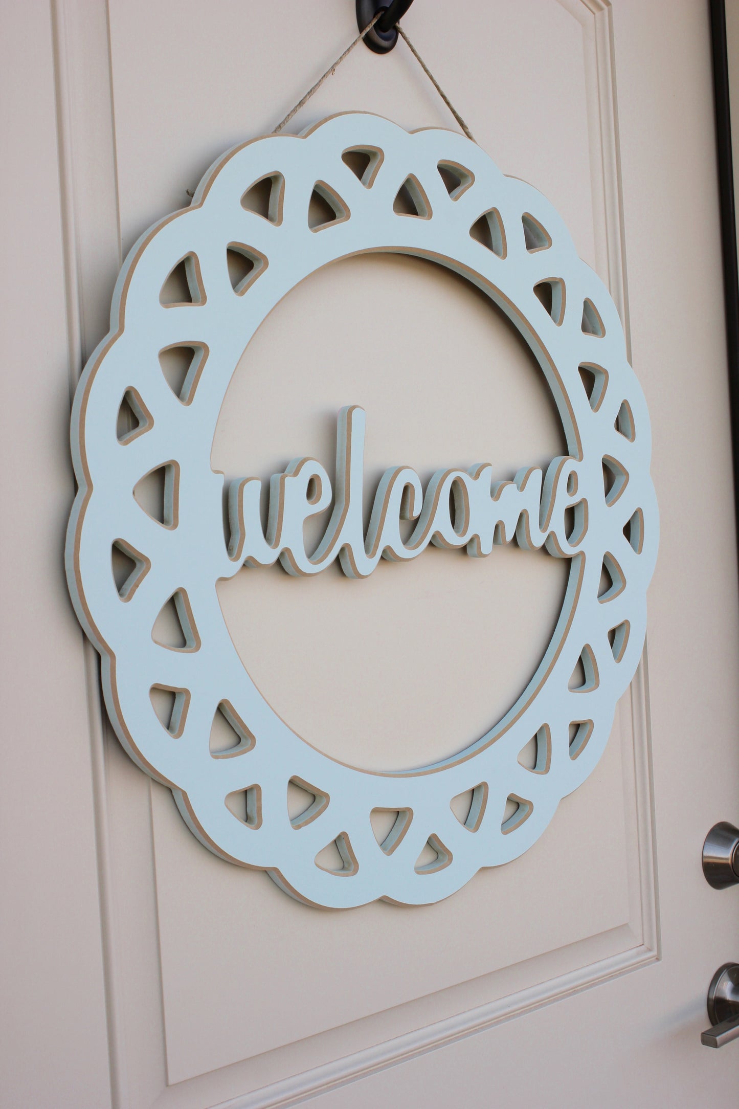 Classic 'Welcome' Circle Door Wreath Handcrafted Home Decor